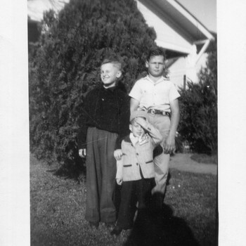 Photo of Lawrence Dausin